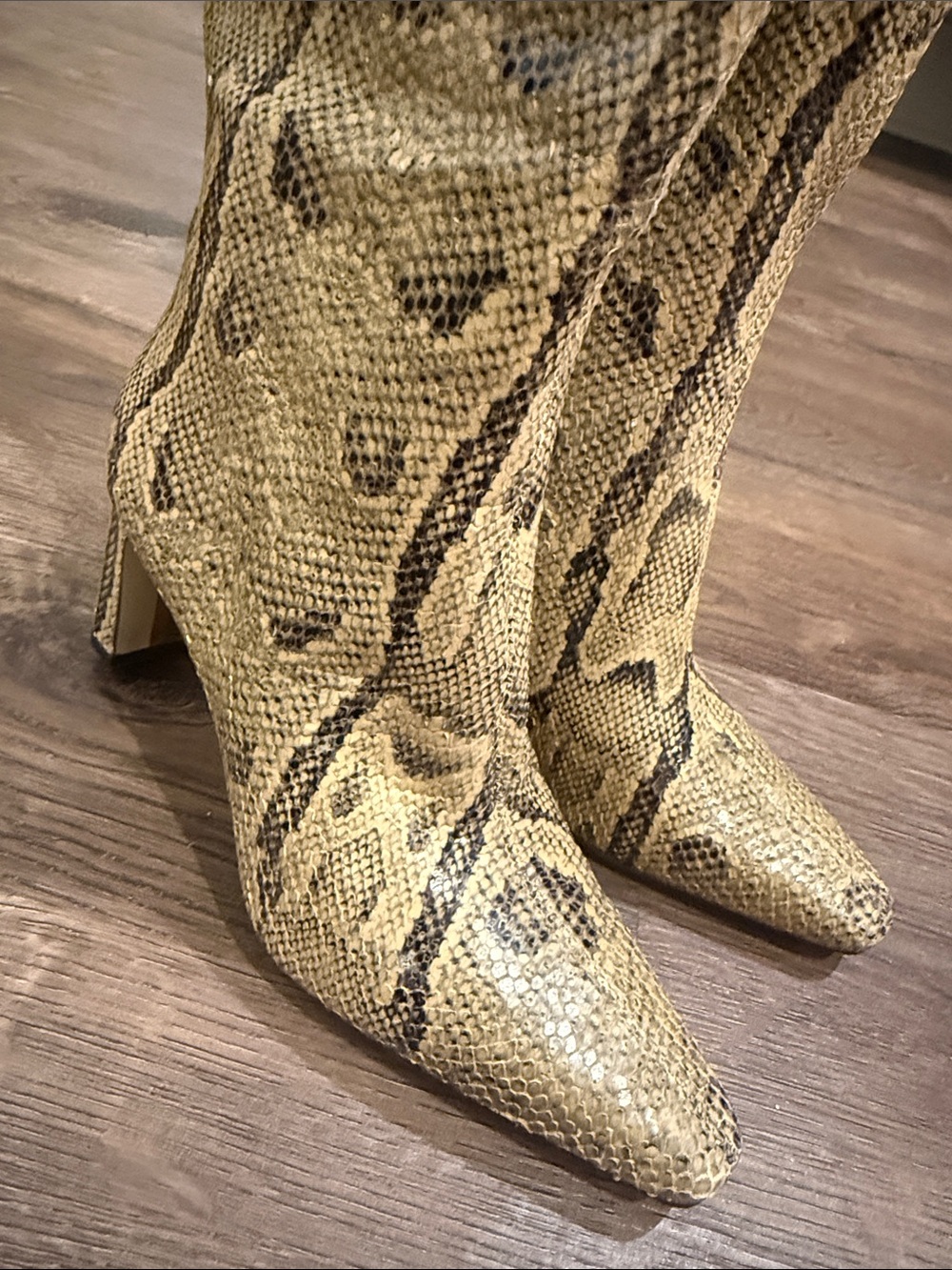 Sam Edelman Snake-Print Knee Boots in Taupe Wide Calf Size 6 NWT - Picture 5 of 8